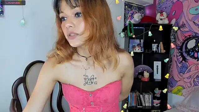 kittyzenn from StripChat is Freechat