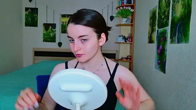 LanaGI from StripChat