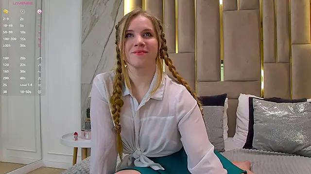 LanaNox from StripChat