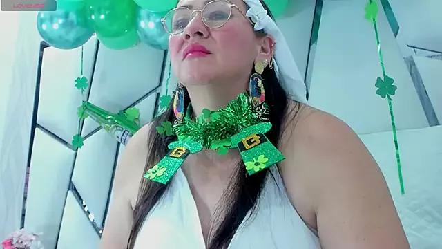 Kooky beauty: discover our turned on strippers as they undress to their adored melodies and slowly orgasm for pleasure to appease your kookiest wishes.
