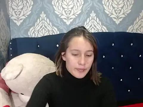 LeslyFoxx from StripChat is Freechat