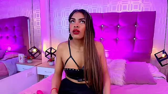 LexieBloom from StripChat is Freechat