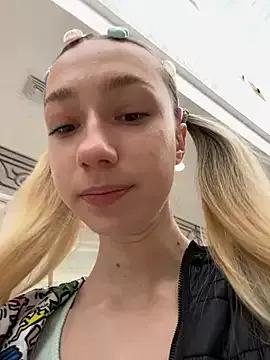 Lia__Love from StripChat is Freechat