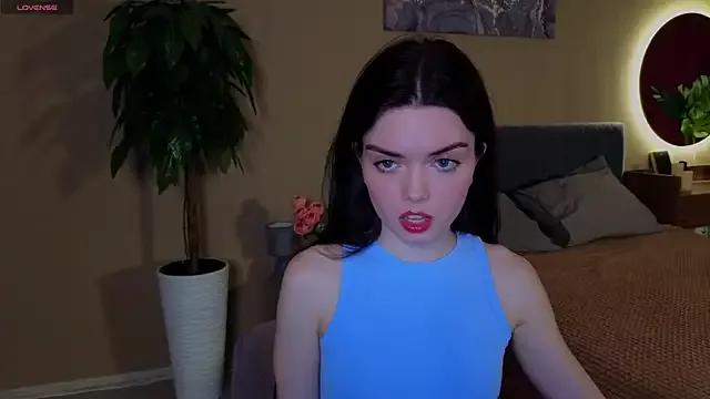 likeamoss from StripChat is Freechat