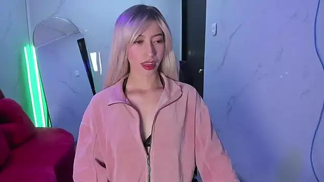 LilithCooperr_ from StripChat is Freechat