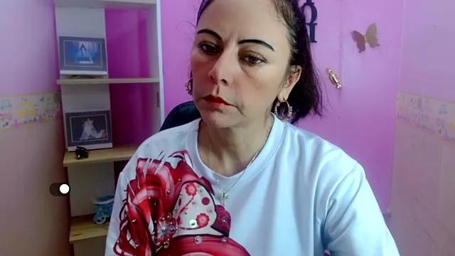 Lily_Benet on StripChat 