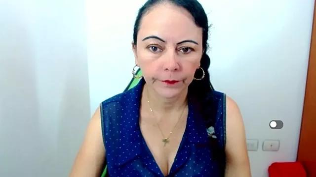 Lily_Benet on StripChat 