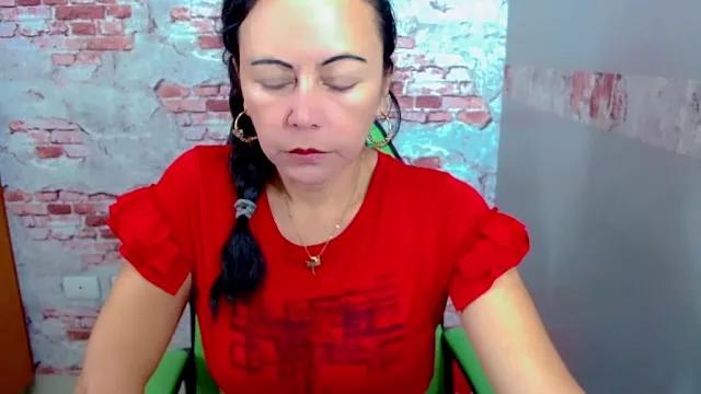 Lily_Benet on StripChat 