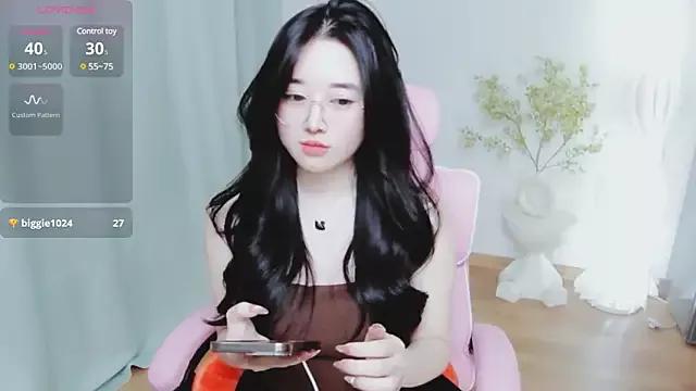 Little-miu from StripChat is Freechat