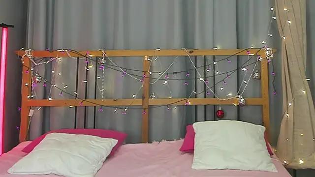 Kooky beauty: discover our turned on strippers as they undress to their adored melodies and slowly orgasm for pleasure to appease your kookiest wishes.