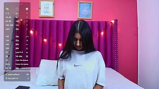littlee_emilyy_ from StripChat