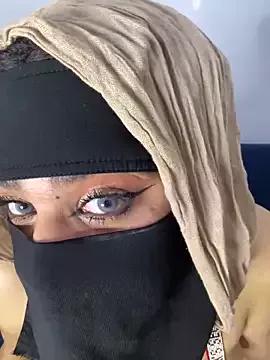 Lola-bunny-arab from StripChat is Freechat