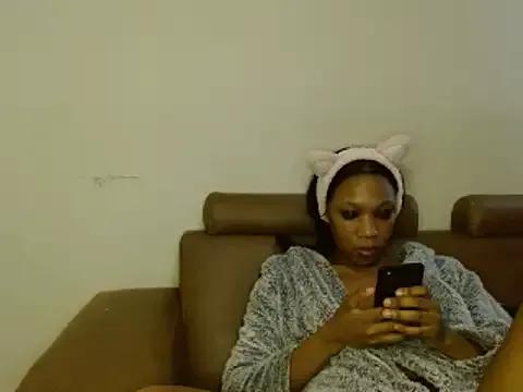LustyAlender from StripChat is Freechat