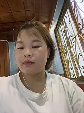 Lyly8802 from StripChat