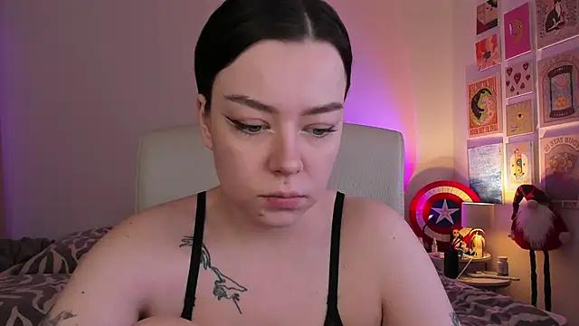 MaddieSinss from StripChat