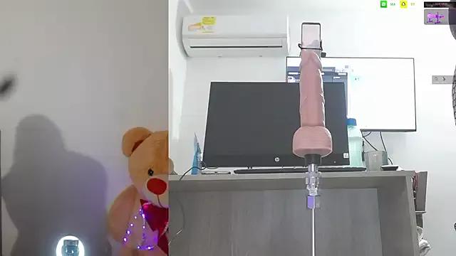 Kooky beauty: discover our turned on strippers as they undress to their adored melodies and slowly orgasm for pleasure to appease your kookiest wishes.