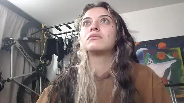 mariecam420 from StripChat is Freechat