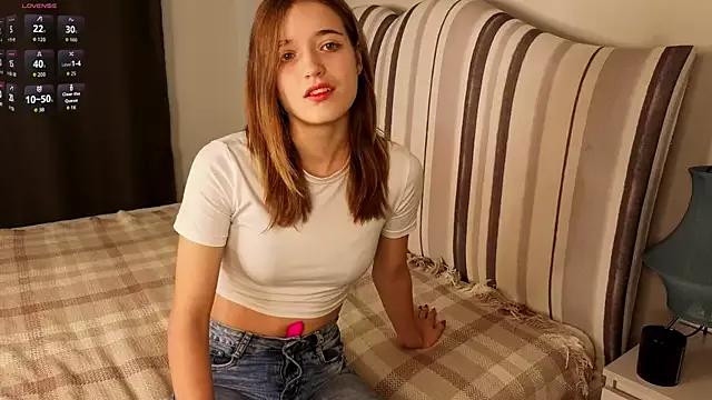 MeganAckerman from StripChat is Freechat