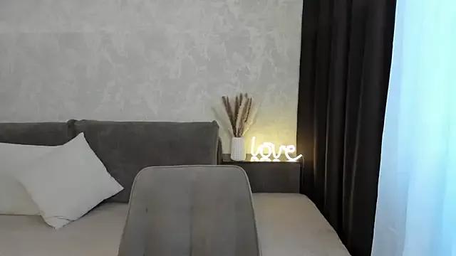 MelisaHart from StripChat is Freechat