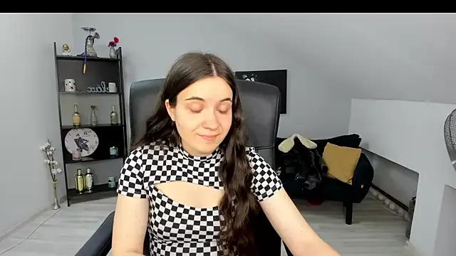 MelissaWiliam from StripChat is Freechat