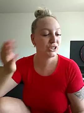 Milas_Dreams from StripChat is Freechat