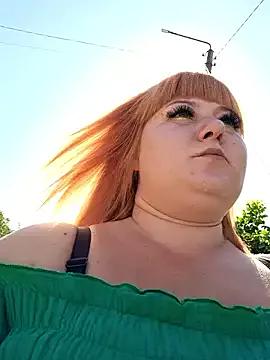 Miss_tits2025 from StripChat is Freechat