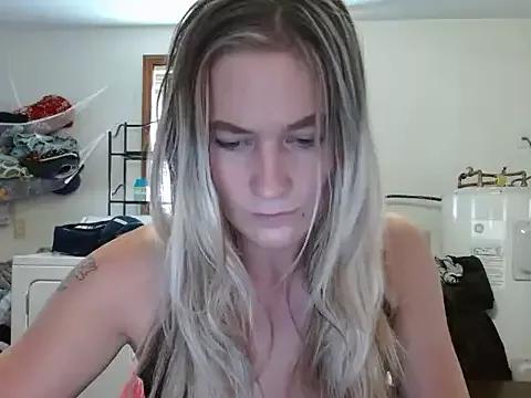 missymilf from StripChat is Freechat