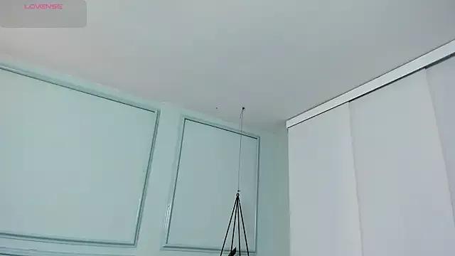 morganlake_ from StripChat is Freechat