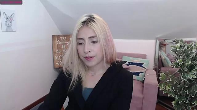 natalie_vontease on StripChat 