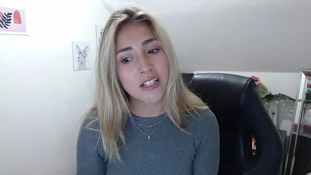 natalie_vontease on StripChat 