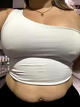 natashasweet from StripChat is Freechat