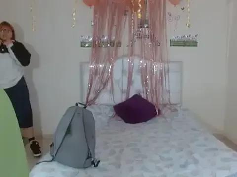 NikaManson from StripChat is Freechat