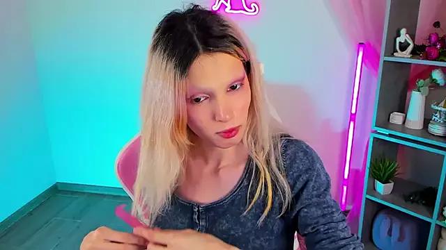 Kooky beauty: discover our turned on strippers as they undress to their adored melodies and slowly orgasm for pleasure to appease your kookiest wishes.