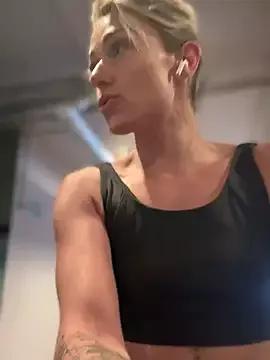 Photos of petrouchkaaa_ from StripChat is Freechat