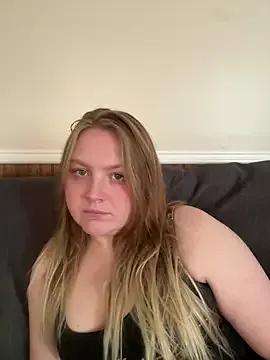 PhatAssBlond from StripChat is Freechat