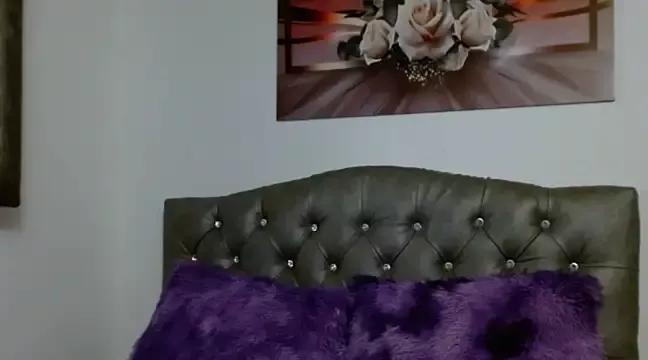 pinky_f00x from StripChat is Freechat