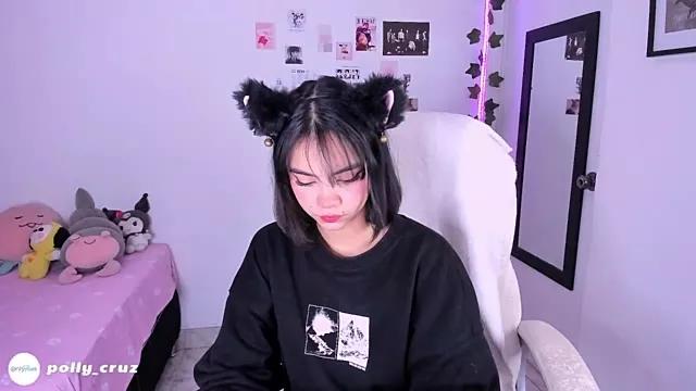 Polly-Cruzz from StripChat
