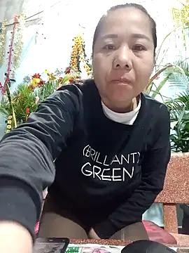 Queen_18200 from StripChat