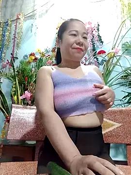 Queen_18200 from StripChat