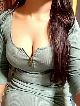 Queen_shakhi from StripChat is Freechat