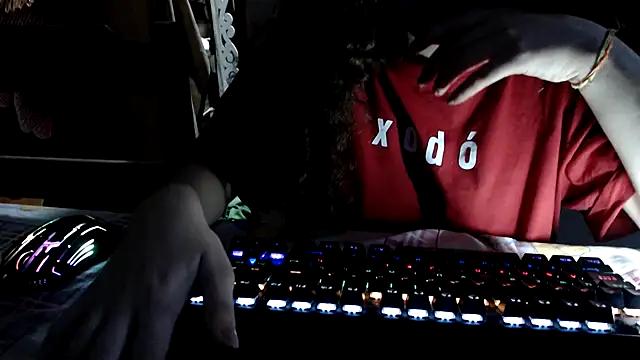 QueenEster on StripChat 