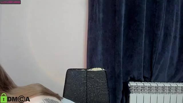 Rikki_Love on StripChat 