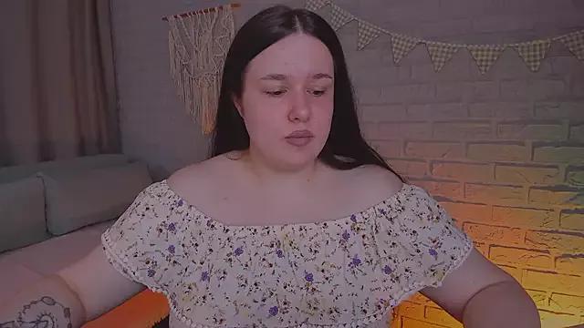 Ritashinee webcams show profile image 