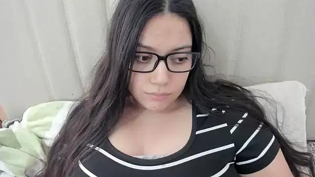 roniewester from StripChat is Freechat