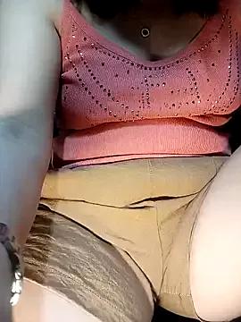 Rose_DiDi from StripChat is Freechat