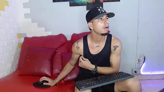 san_dirtyboy18 from StripChat is Freechat