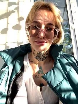 SarahLust on StripChat 