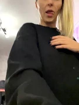 sarrarafffy from StripChat