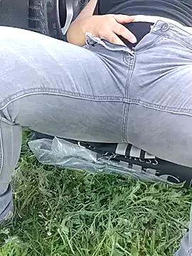 Saysomething3 on StripChat 