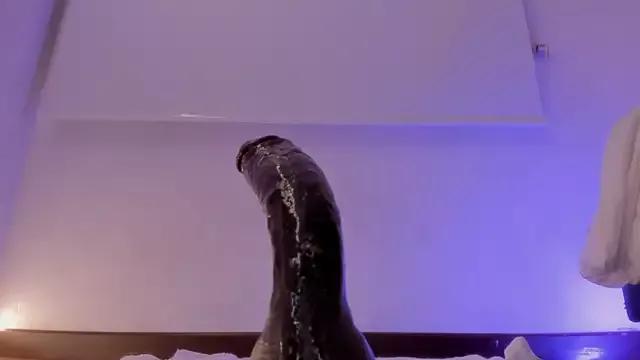 Sexyshantal_ from StripChat is Freechat